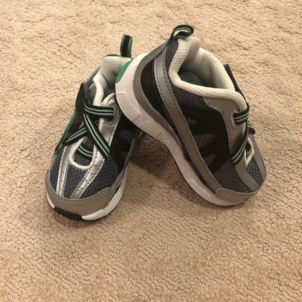 NWOT Toddler Boys Nike’s